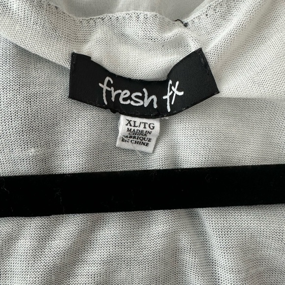 Top - Picture 5 of 6